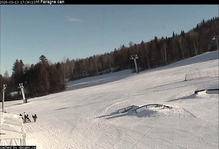 Web Cam image of Edmundston (Mont Farlagne)
