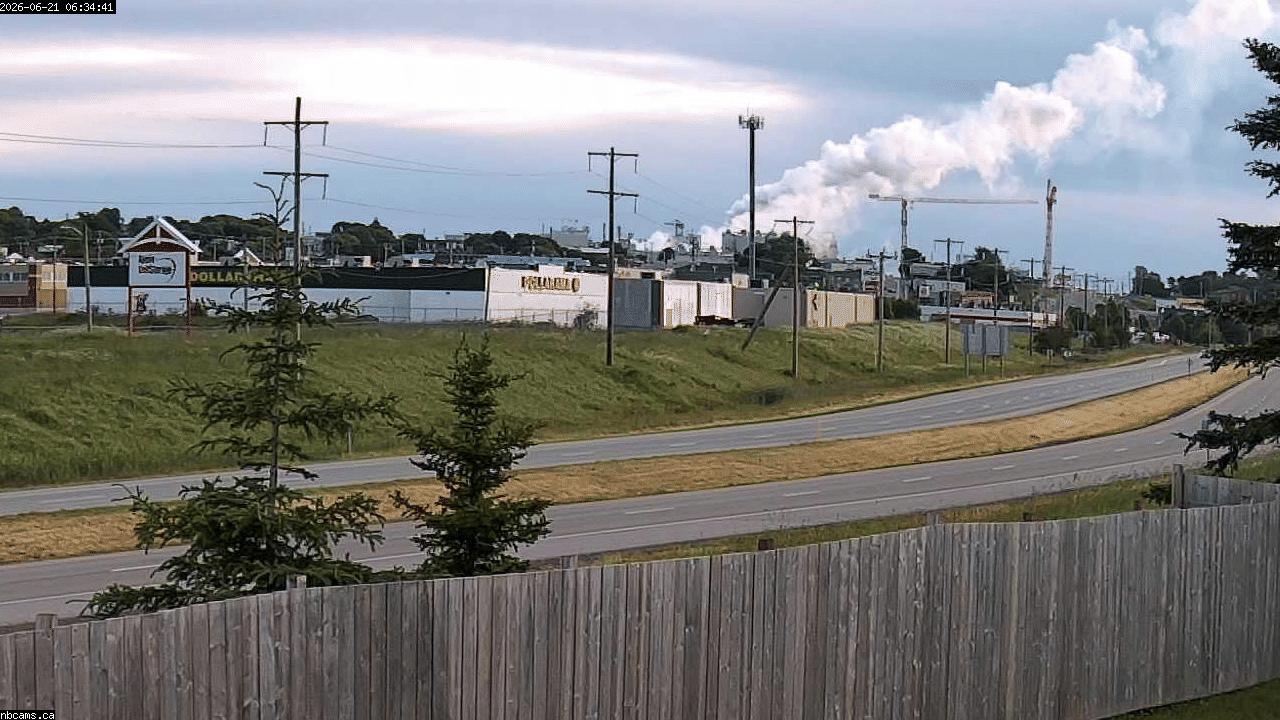 Outdoor web cam in Saint John, New Brunswick - Camera # 2 (Showing a view of NB Highway 1)