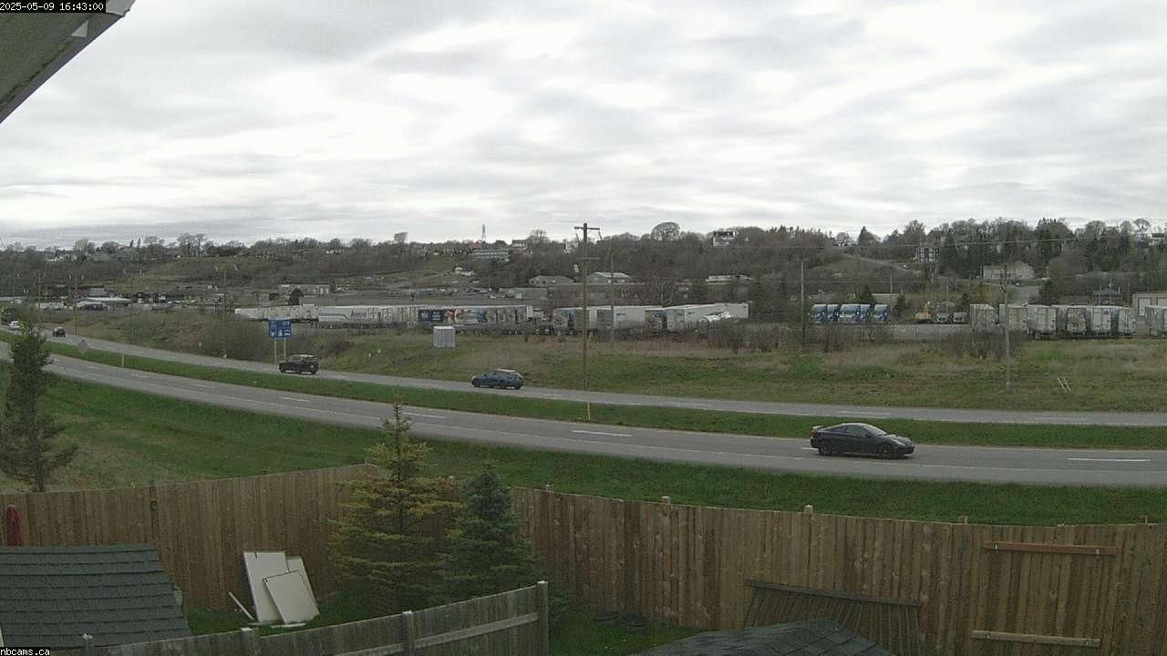 Outdoor web cam in Saint John, New Brunswick - Camera # 1 (Showing a view of NB Highway 1)