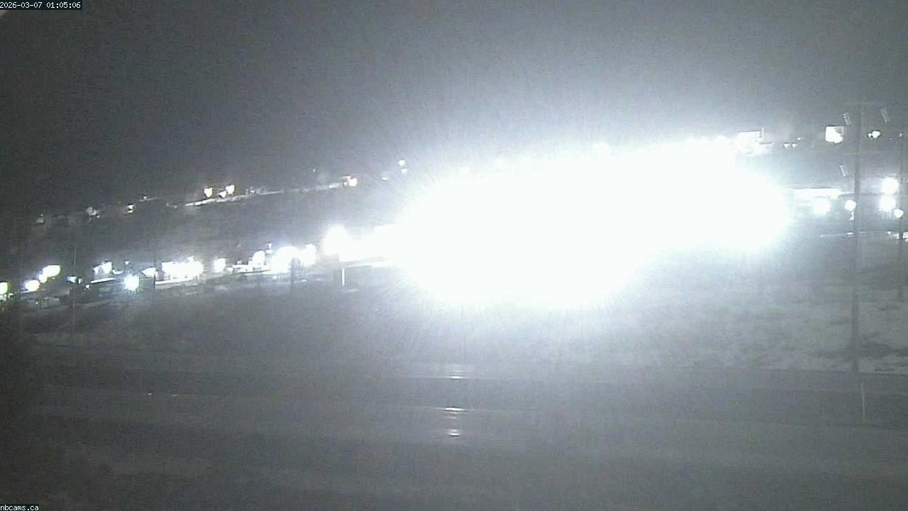 Outdoor web cam in Saint John, New Brunswick - Camera # 1 (Showing a view of NB Highway 1)